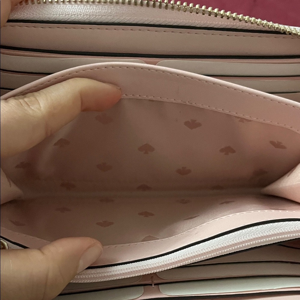 NWTs Kate Spade Soft Pink Large Zip Wallet - Picture 8 of 16